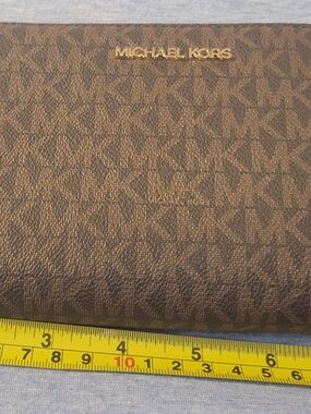 Michael Kors Women's Brown Signature Wallet